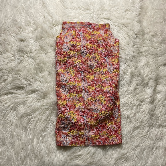 NWT Lulu’s Ellarina Pink Multi Metallic Skirt - Picture 2 of 5